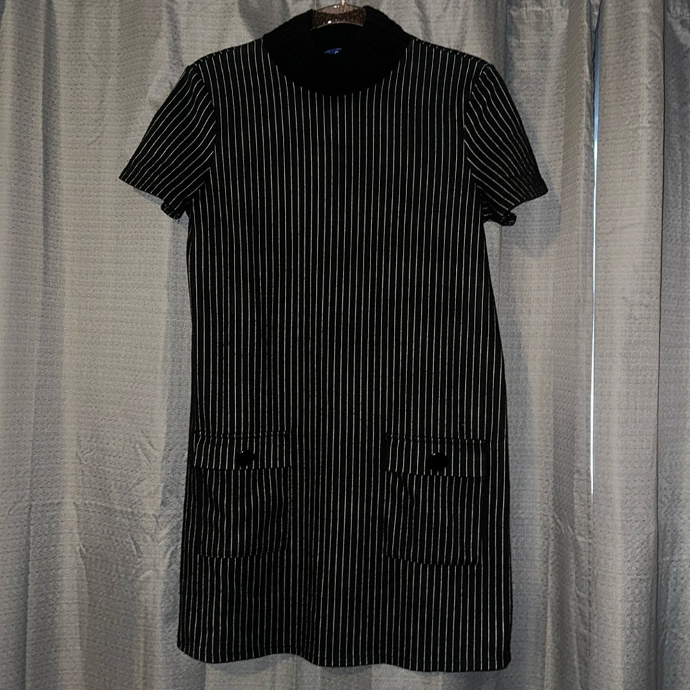 Zara short sleeve dress